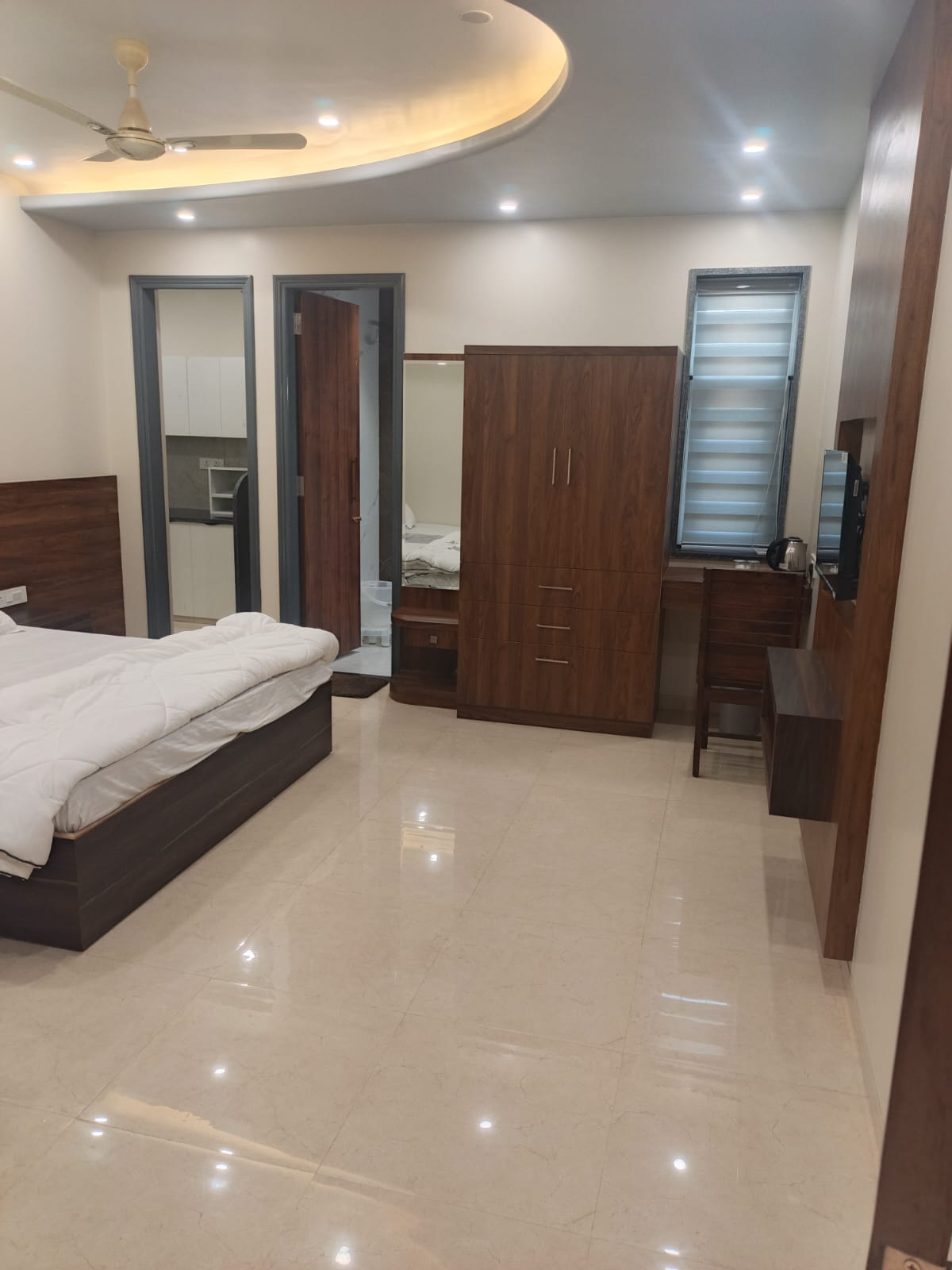 fully furnished luxurious 1 room set in nirman nagar only for girls-Nirman Nagar-Jaipur